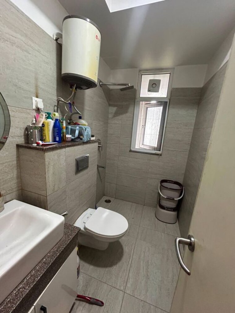 Bathroom, tata-la-vida 3 Bedroom 2560 Sq.Ft. Apartment In Sector 113 Gurgaon 10484652