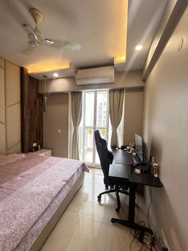 Living Room, tata-la-vida 3 Bedroom 2560 Sq.Ft. Apartment In Sector 113 Gurgaon 10484652