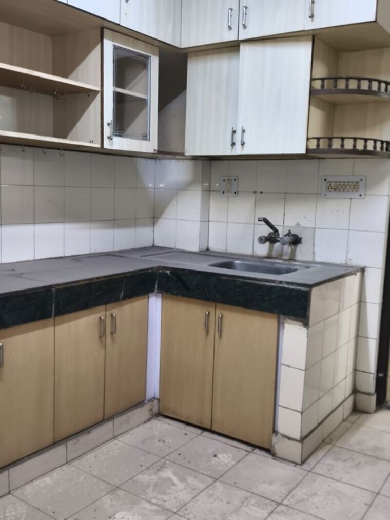 Kitchen, metropark-park-view-apartments 3.5 Bedroom 1550 Sq.Ft. Apartment In Sector 61 Noida 10484660