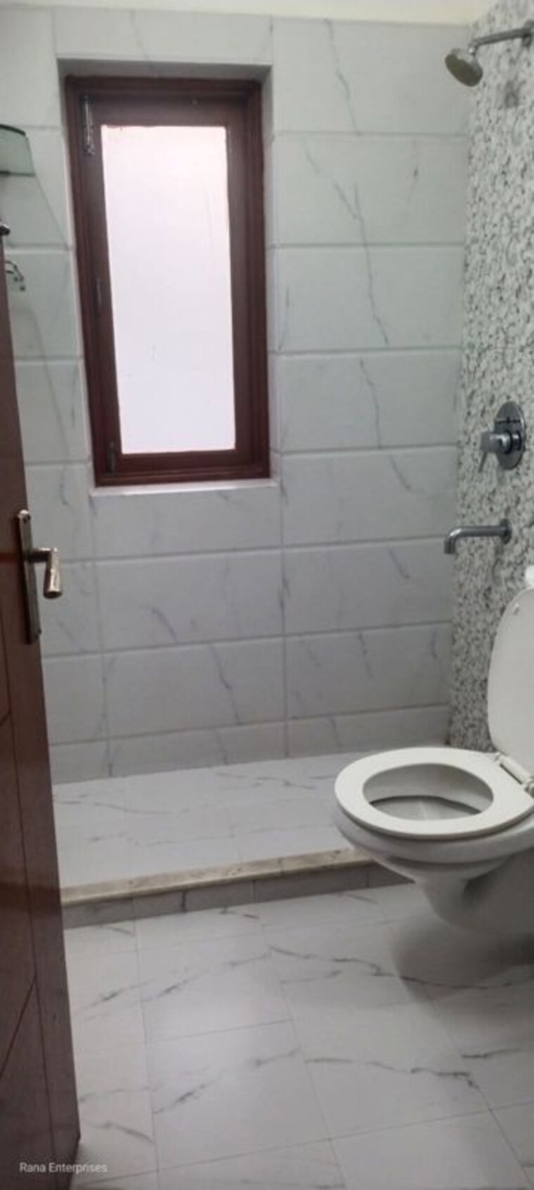 Bathroom, palam-vihar-residents-association 3 Bedroom 1850 Sq.Ft. Builder Floor In Palam Vihar Gurgaon 10484677