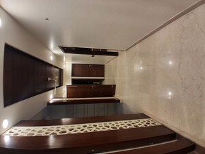 Furnished Amenities in 4 BHK Builder Floor at Rajouri Garden – for Rent