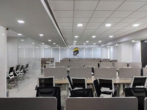  Office Space For Rent in Race Course Road