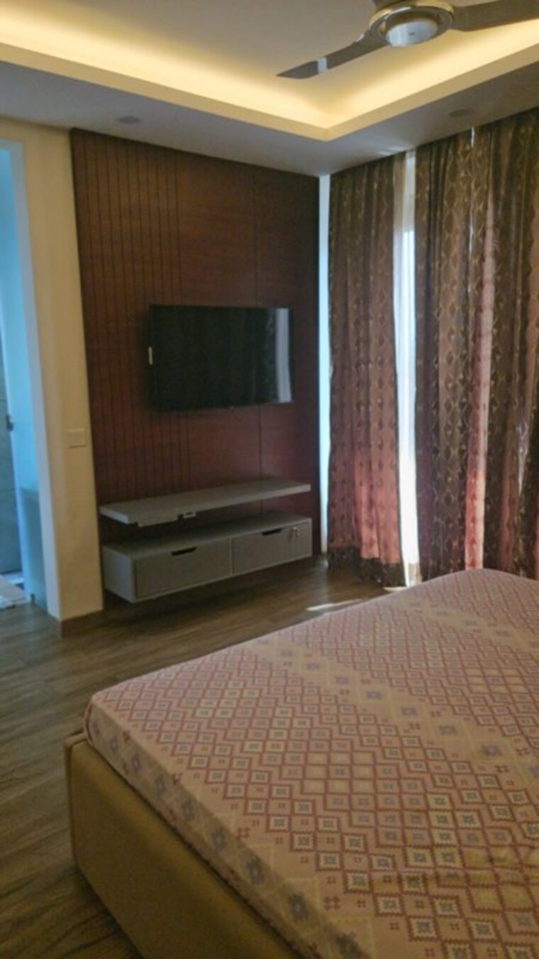 Bathroom, palam vihar 4 Bedroom 300 Sq.Yd. Builder Floor In Palam Vihar Gurgaon 10484751