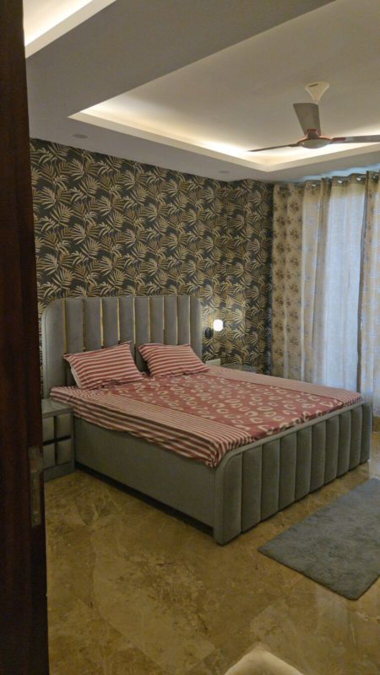 Bedroom, palam vihar 4 Bedroom 300 Sq.Yd. Builder Floor In Palam Vihar Gurgaon 10484751