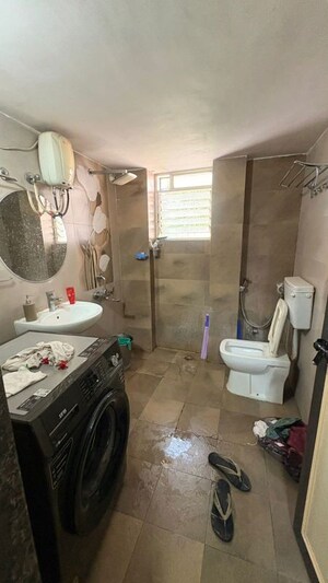Team Area in 2 BHK Apartment at Savali Apartments, Kharadi – for Rent