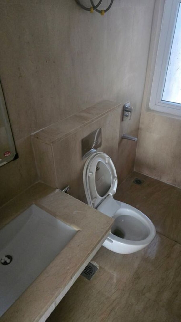 Bathroom, puri-diplomatic-greens-phase-i 3 Bedroom 2200 Sq.Ft. Apartment In Sector 111 Gurgaon 10484783