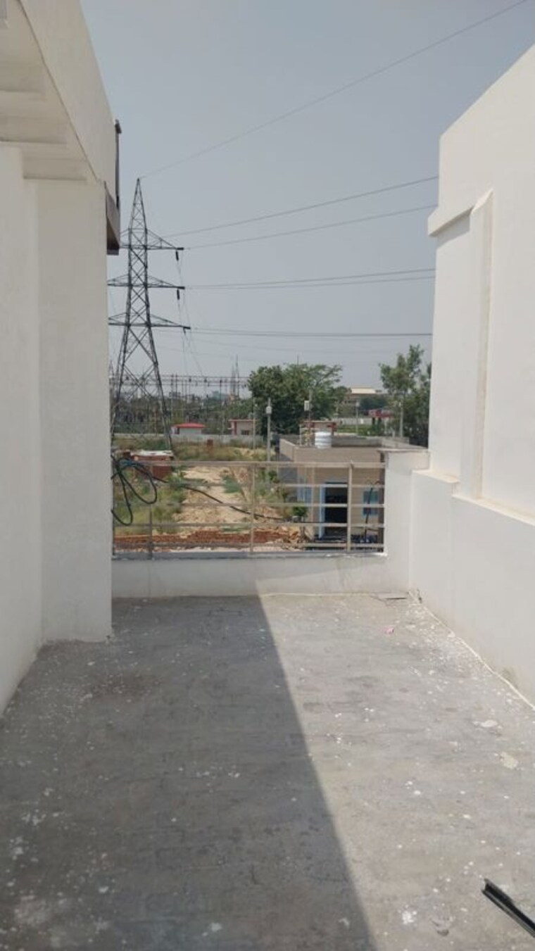 Balcony, krishna-enclave-morta 1.5 Bedroom 58 Sq.Yd. Independent House In Morta Ghaziabad 10484766
