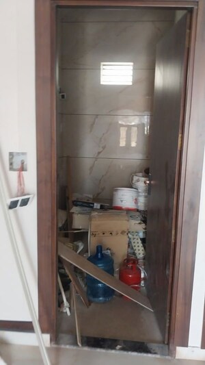 Furnished Amenities in 1.5 BHK Independent House at Krishna Enclave Morta, Morta – for Sale