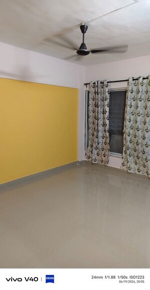 Room in 2 BHK Apartment at Midc – for Rent