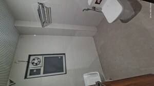 Bathroom in 1 RK Builder Floor at Sector 31 – for Rent