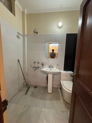 Bathroom in 1 BHK Builder Floor at Sushant Lok I – for Rent