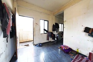 Room in 1 BHK Apartment at Sector 29 – for Sale