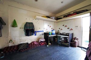 Room in 1 BHK Apartment at Sector 29 – for Sale