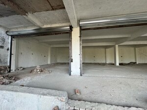 Parking in  Showroom at Bathola – for Rent