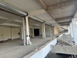 Balcony in  Showroom at Bathola – for Rent