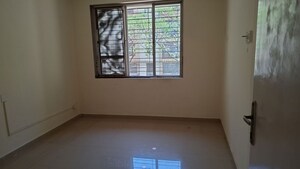 Room in 1 RK Apartment at NG Suncity, Kandivali East – for Rent