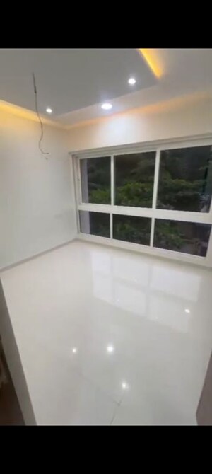 Room in 2 BHK Apartment at Andheri East – for Sale