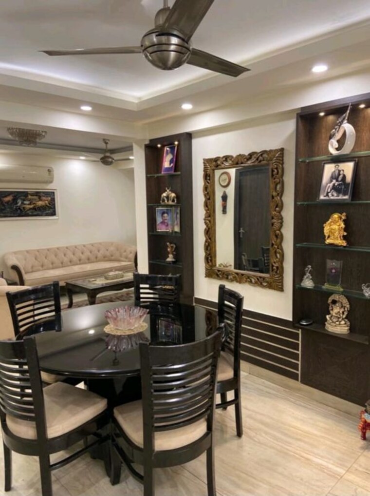 Dinning Area, jalvayu-towers 3 Bedroom 1500 Sq.Ft. Apartment In Sector 56 Gurgaon 10484903
