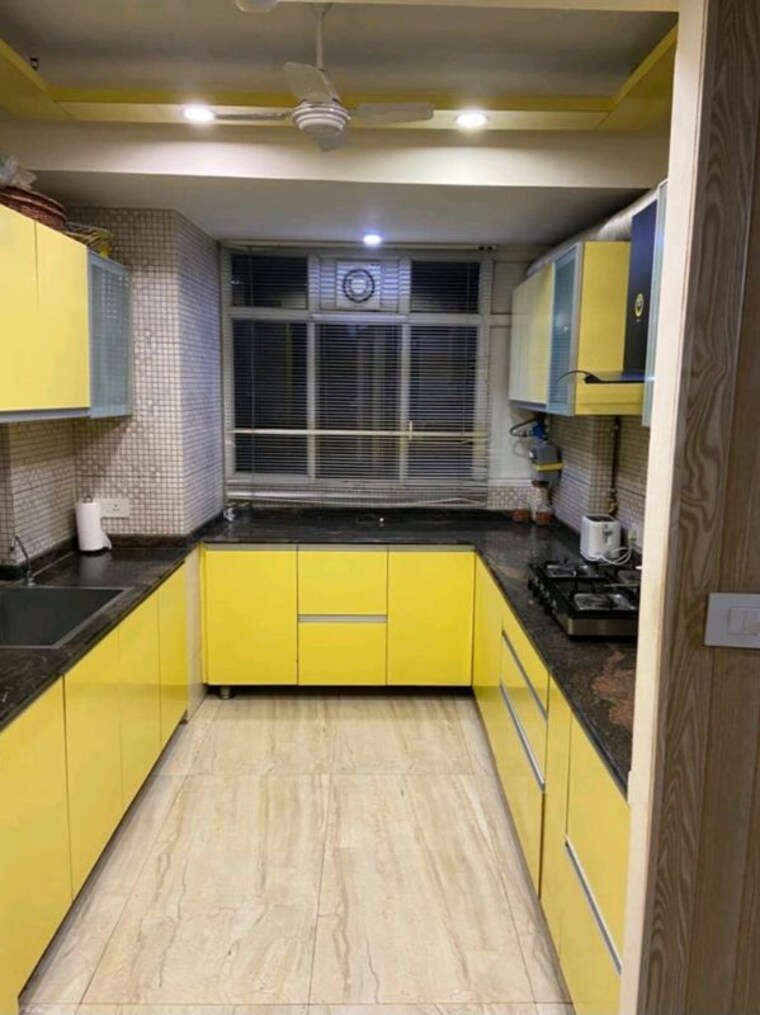 Kitchen, jalvayu-towers 3 Bedroom 1500 Sq.Ft. Apartment In Sector 56 Gurgaon 10484903