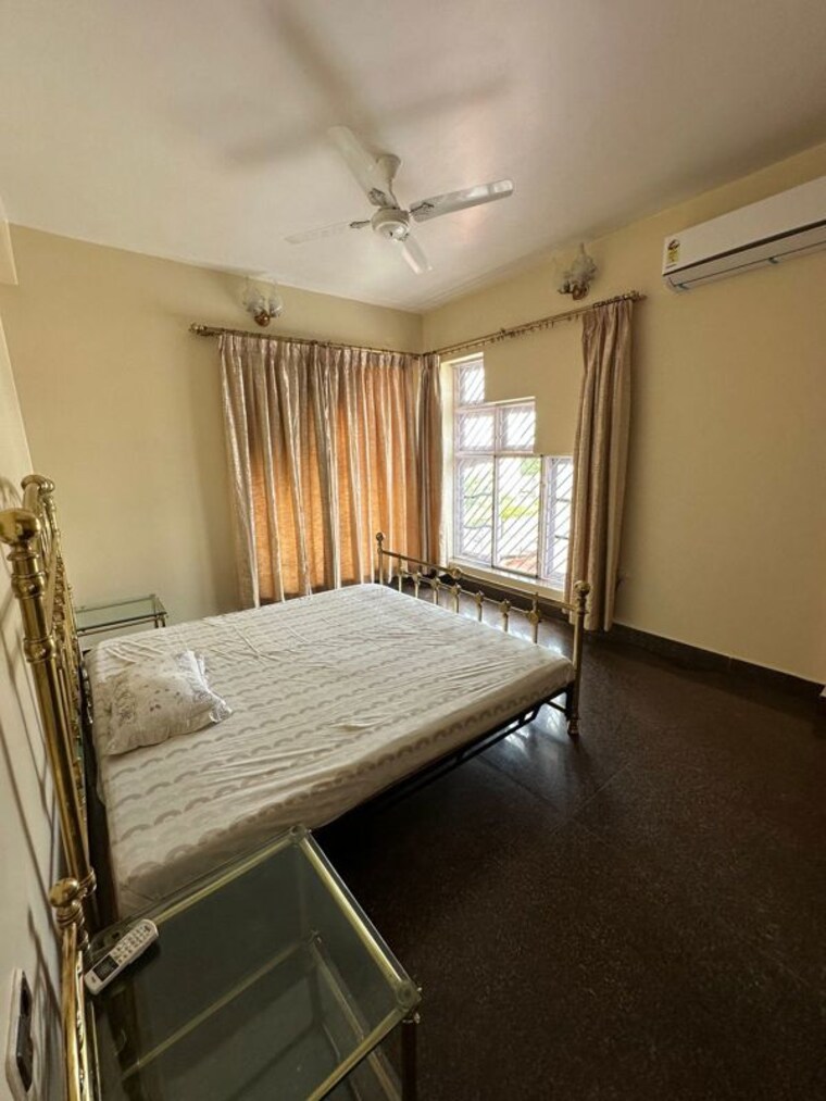 Bedroom, high grounds 4 Bedroom 3200 Sq.Ft. Independent House In High Grounds Bangalore 10483875