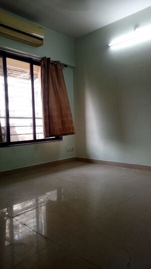 Room in 3 BHK Apartment at The Hard Rock, Kharghar – for Rent