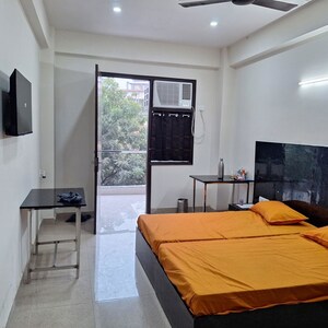 Bedroom in  Pg at Nirvana Country – for Rent