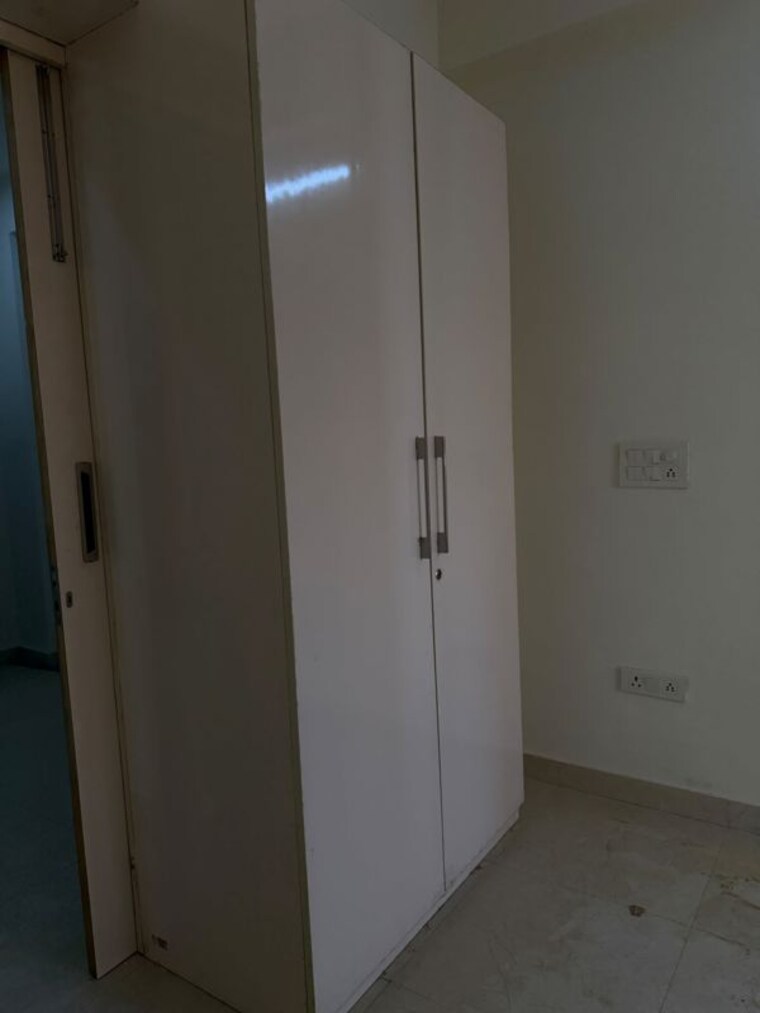 Room, sector 43 3 Bedroom 2088 Sq.Ft. Independent House In Sector 43 Noida 10485005
