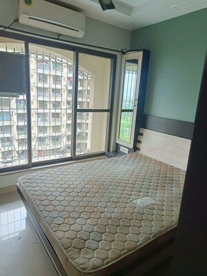 Room in 2 BHK Apartment at Tharwani Rosewood Heights, Kharghar Sector 10 – for Rent