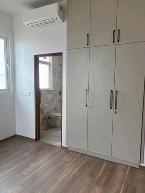 Room in 3 BHK Apartment at Conscient Hines Elevate, Sector 59 – for Sale