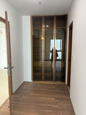 Room in 3 BHK Apartment at Conscient Hines Elevate, Sector 59 – for Sale