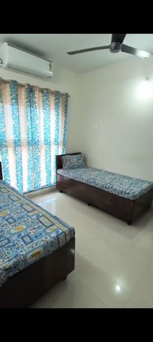 2 BHK Apartment For Rent in Worli