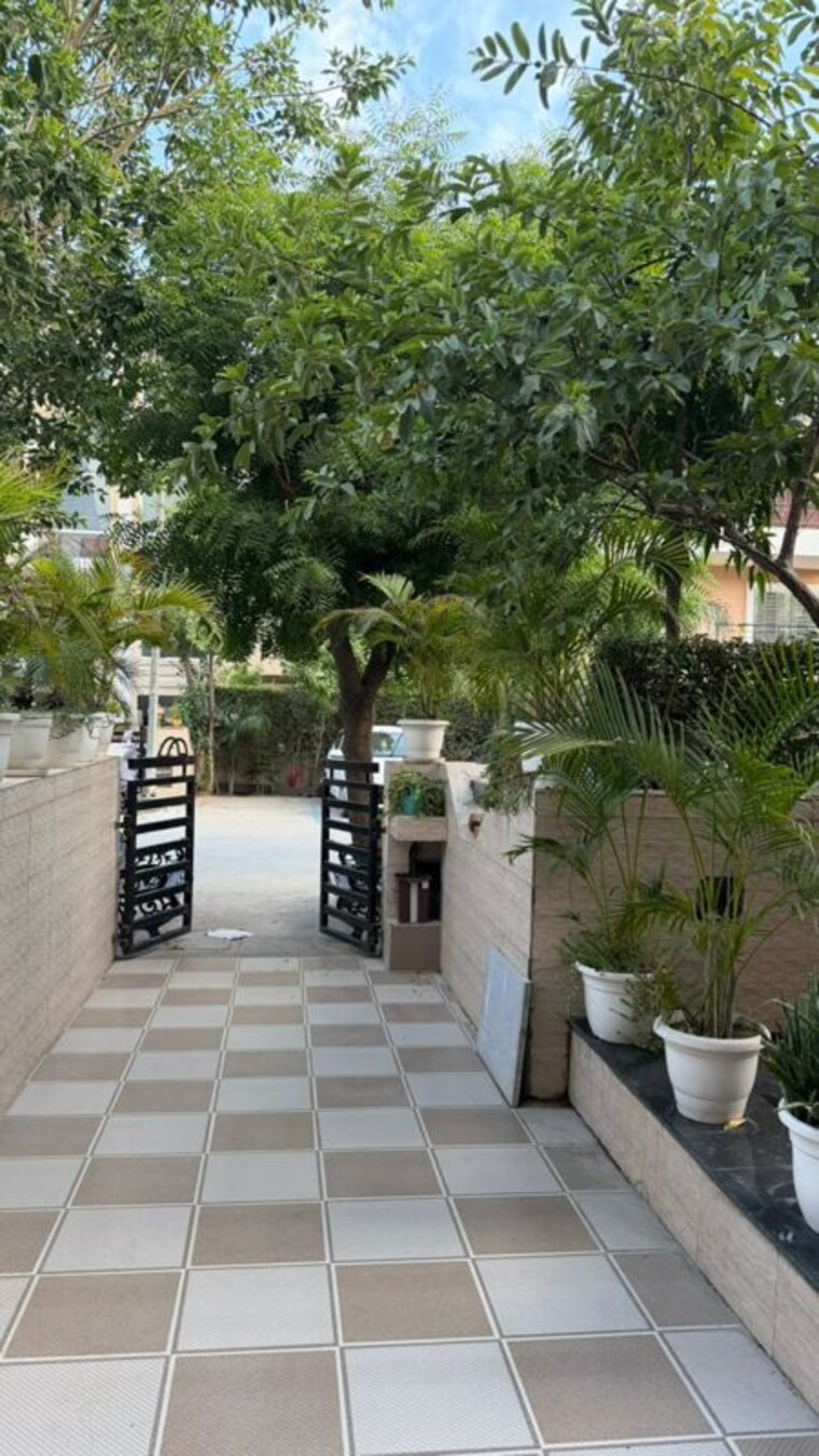 Exterior View, bptp-park-81 3 Bedroom 1500 Sq.Ft. Builder Floor In Sector 81 Faridabad 10485106