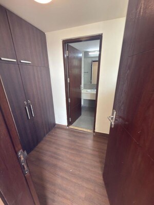 Room in 3 BHK Apartment at Conscient Heritage One, Sector 62 – for Rent