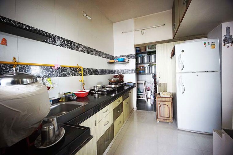 Kitchen, naranpura 3 Bedroom 170 Sq.Yd. Apartment In Naranpura Ahmedabad 10485175