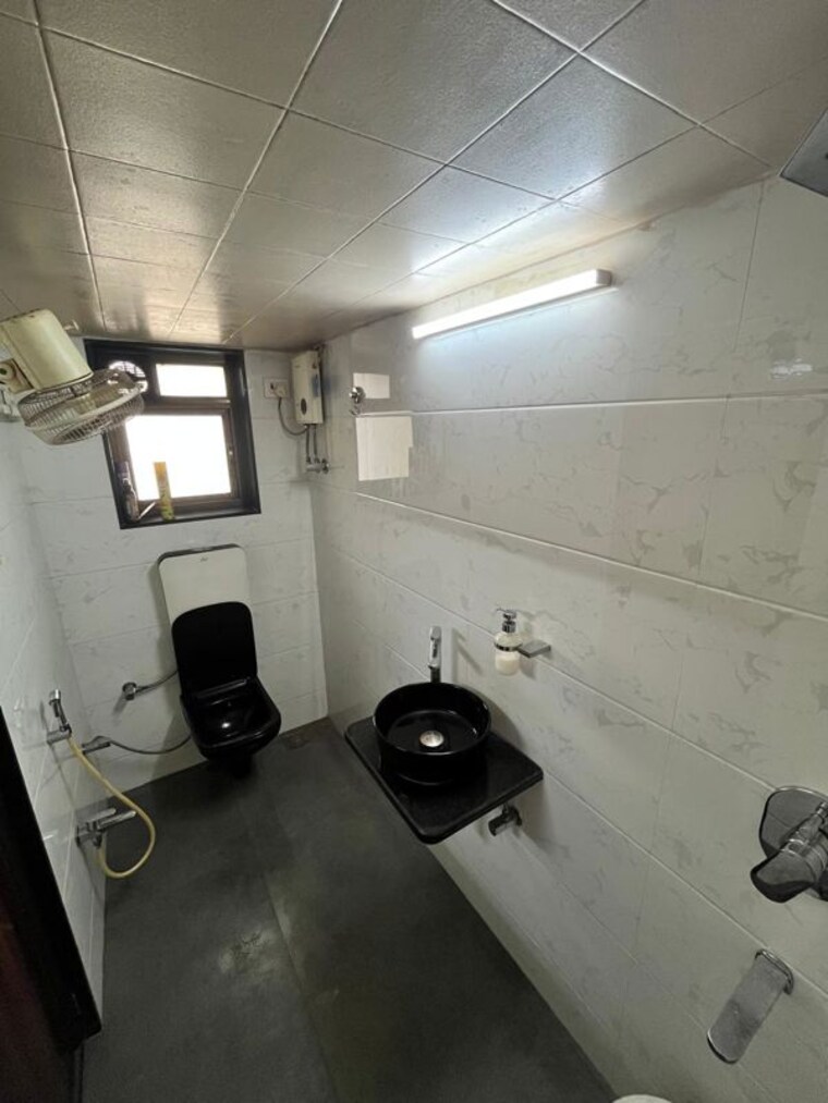 Washroom, dahisar-bhushan 2 Bedroom 704 Sq.Ft. Apartment In Dahisar West Mumbai 10395866