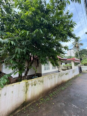  Plot For Sale in Naikkanal