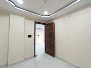 Room in 2 BHK Apartment at Aman Palace Manikonda, Manikonda – for Sale