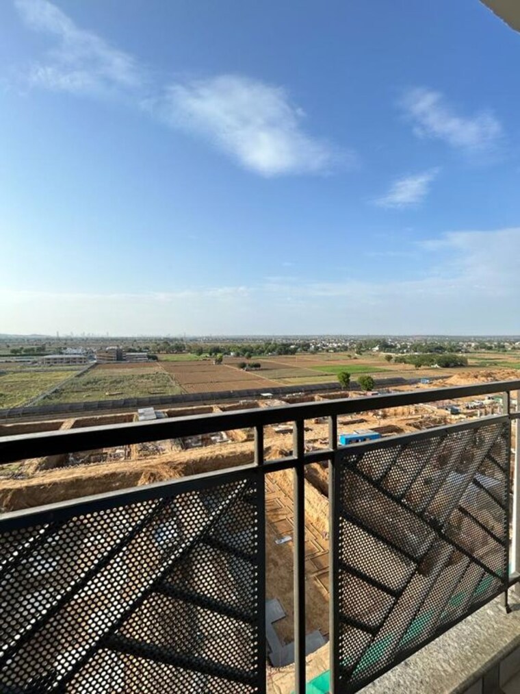 Balcony, central-park-flower-valley-aqua-front-towers 3 Bedroom 915 Sq.Ft. Apartment In Sohna Sector 33 Gurgaon 10485246
