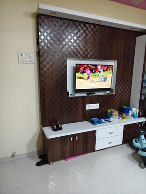 Furnished Amenities in 1 BHK Apartment at Krishna CHS Santacruz, Santacruz East – for Sale