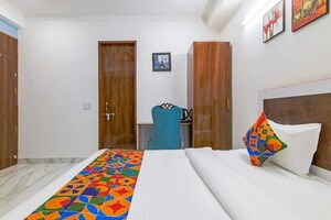 1 BHK Builder Floor For Rent in Sector 40