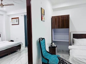 Furnished Amenities in 1 BHK Builder Floor at Sector 40 – for Rent