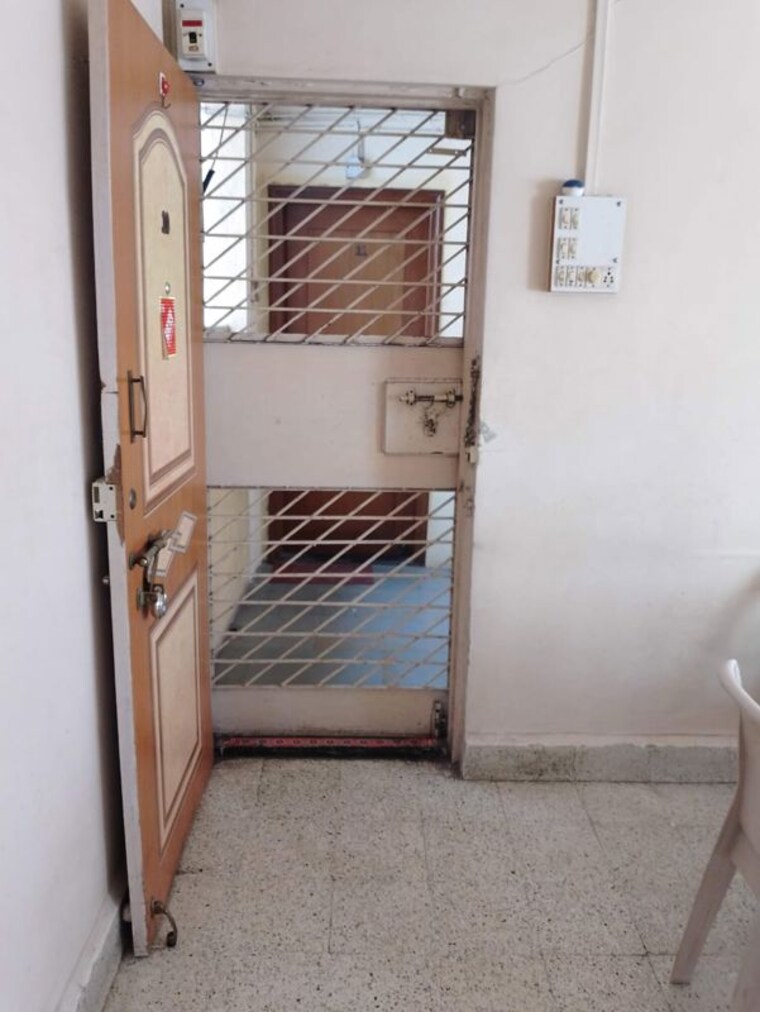 Bathroom, jagdish-nagar-chs 2 Bedroom 800 Sq.Ft. Apartment In Aundh Pune 10485340
