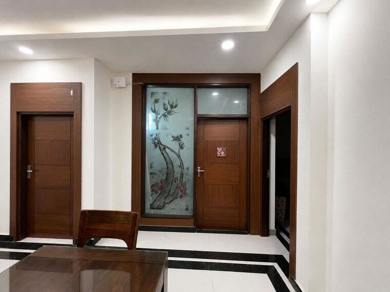 Bedroom, south city 1 4 Bedroom 2400 Sq.Ft. Builder Floor In South City 1 Gurgaon 10485373