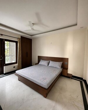 Bedroom in 4 BHK Builder Floor at South City 1 – for Rent
