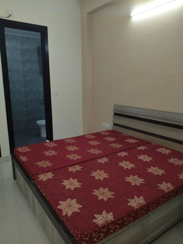 Bedroom, mohyal colony 2 Bedroom 1100 Sq.Ft. Builder Floor In Mohyal Colony Gurgaon 10485367
