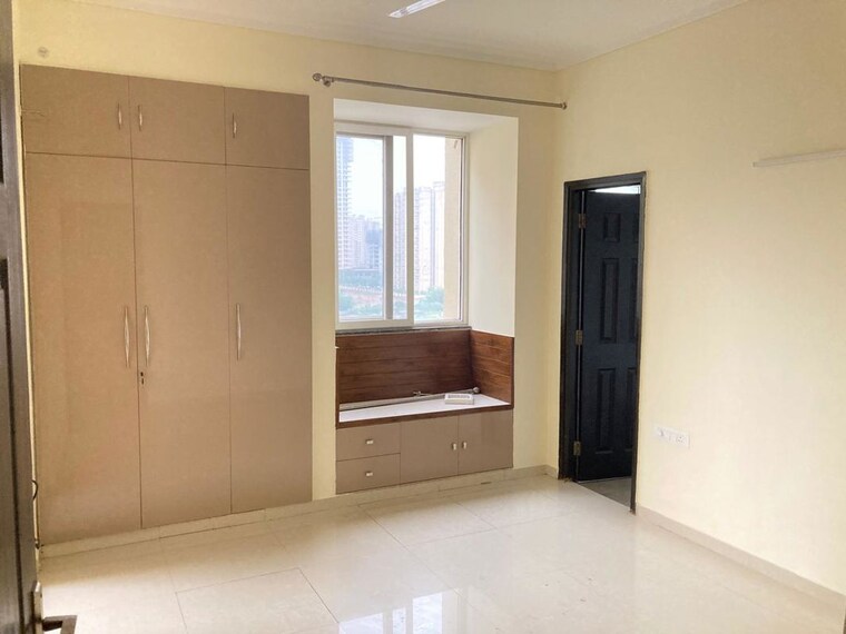 Room, parx-laureate 4 Bedroom 4000 Sq.Ft. Apartment In Sector 108 Noida 10485415