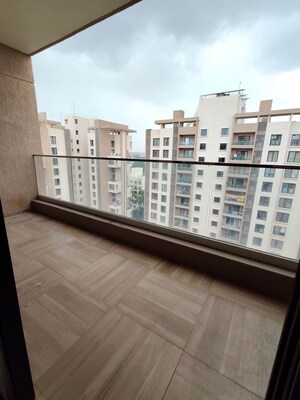 Living Room in 3.5 BHK Apartment at Supreme Belmac Residences, Kalyani Nagar – for Rent