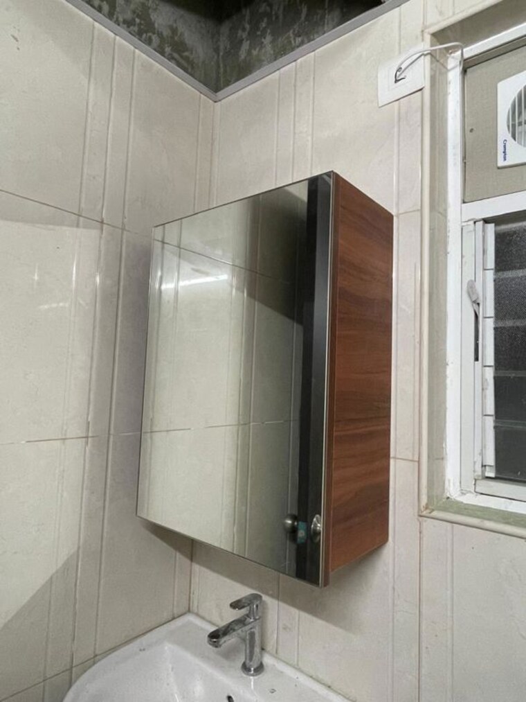 Bathroom, shriram-107-south-east 2 Bedroom 752 Sq.Ft. Apartment In Attibele Bangalore 10477056