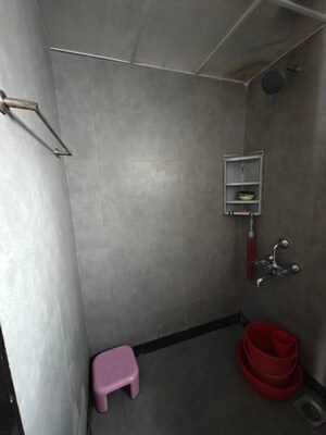 Furnished Amenities in 2 BHK Apartment at Alcon Renaissant, Kharadi – for Rent