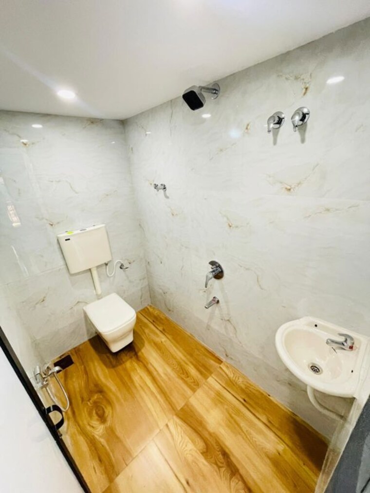 Bathroom, vasai west 1 Bedroom 400 Sq.Ft. Apartment In Vasai West Palghar 10485461